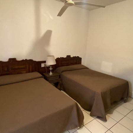 Hotel Maya Ixtlan Ixtlan del Rio Екстериор снимка