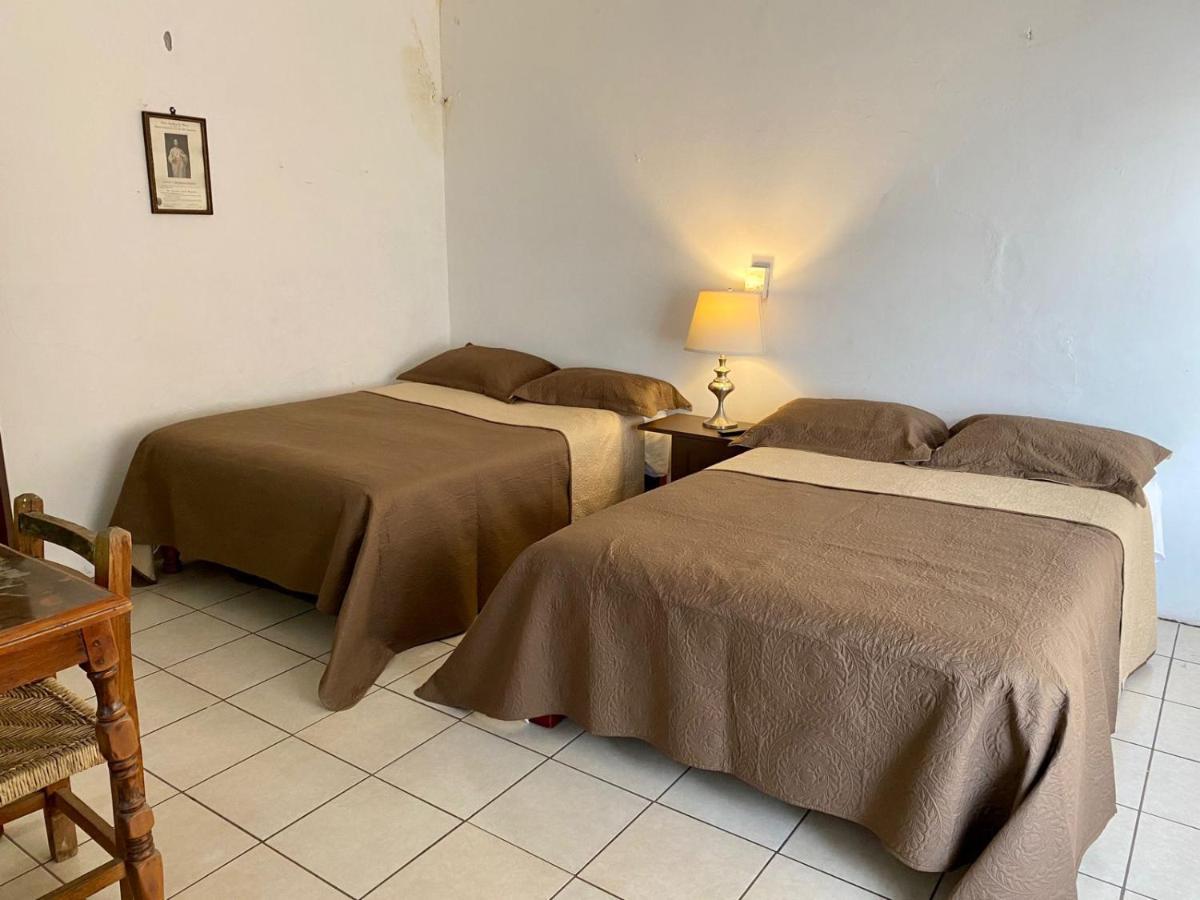 Hotel Maya Ixtlan Ixtlan del Rio Екстериор снимка