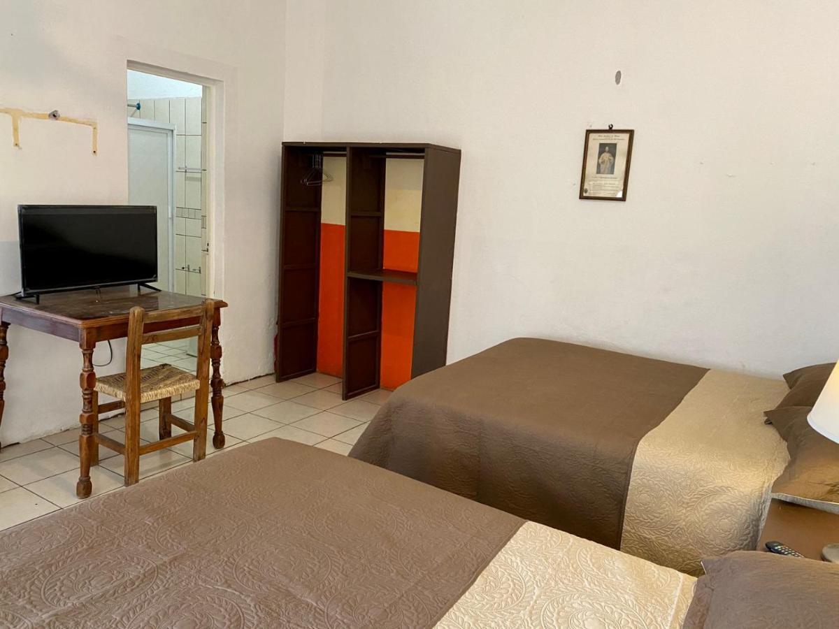 Hotel Maya Ixtlan Ixtlan del Rio Екстериор снимка